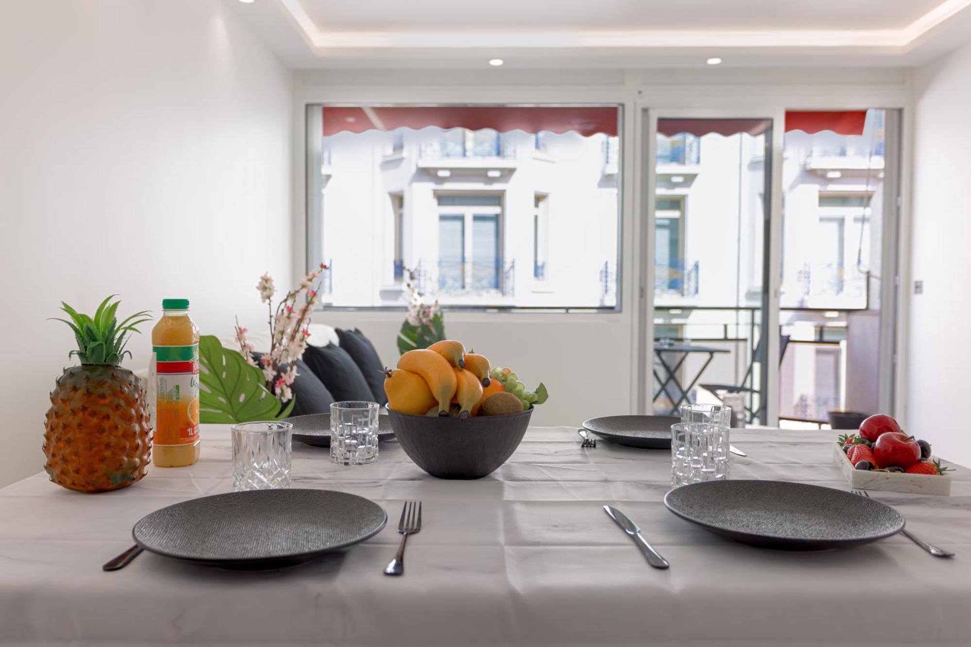 L'Unique Maubourg - Next Hotel Martinez - Terrasse Cannes Esterno foto